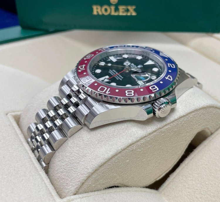 Rolex Gmt-master Ii New Gmt-master Ii 126710blro 40mm Stainless Steel Pepsi Jubilee Bracelet