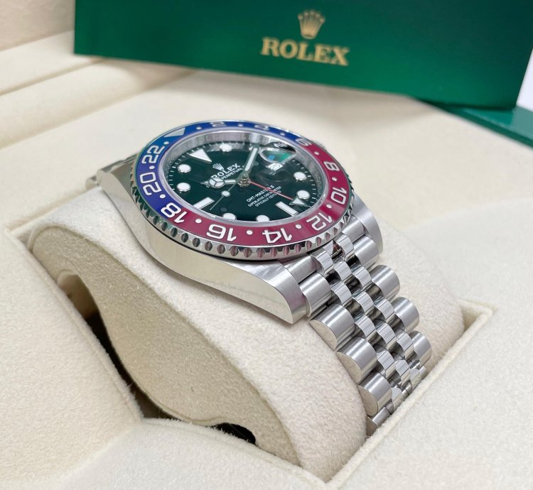 Rolex Gmt-master Ii New Gmt-master Ii 126710blro 40mm Stainless Steel Pepsi Jubilee Bracelet