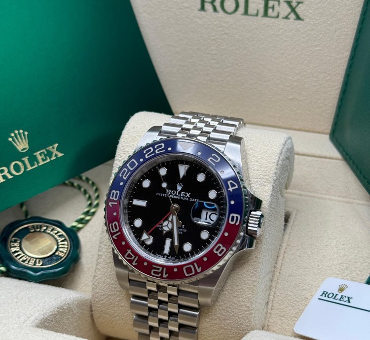 Rolex Gmt-master Ii New Pepsi Blue Red Ceramic Bezel Stainless Steel Jubilee Bracelet