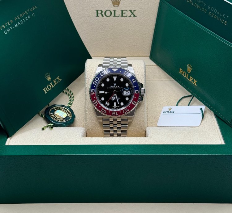 Rolex Gmt-master Ii New Pepsi Blue Red Ceramic Bezel Stainless Steel Jubilee Bracelet