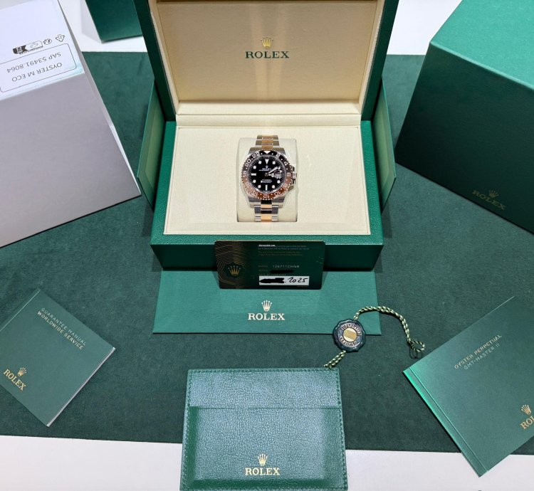 Rolex Gmt-master Ii Nuovo 2025 Aprile Rootbeer Acciaio Oro Rosa Full Set Con Documenti Scatola