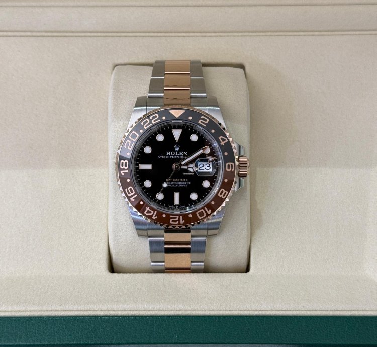 Rolex Gmt-master Ii Nuovo 2025 Aprile Rootbeer Acciaio Oro Rosa Full Set Con Documenti Scatola