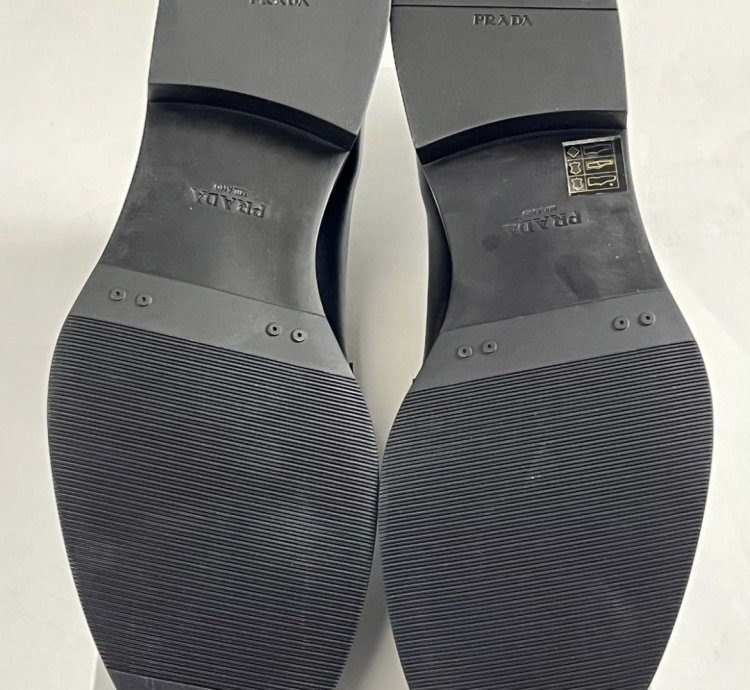 Prada Spazzolato 12 5 Rubber Soled Dress Shoe