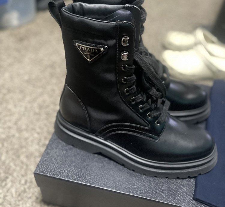 Prada Spazzolato Rois Boots