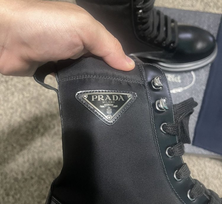 Prada Spazzolato Rois Boots