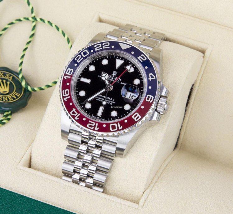 Rolex Gmt-master Ii Oyster Perpetual Gmt-master Ii Stainless Steel Pepsi 126710blro
