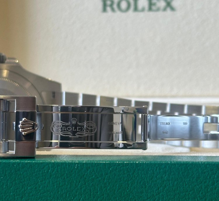 Rolex Gmt-master Ii Pepsi - 126710blro - 2024