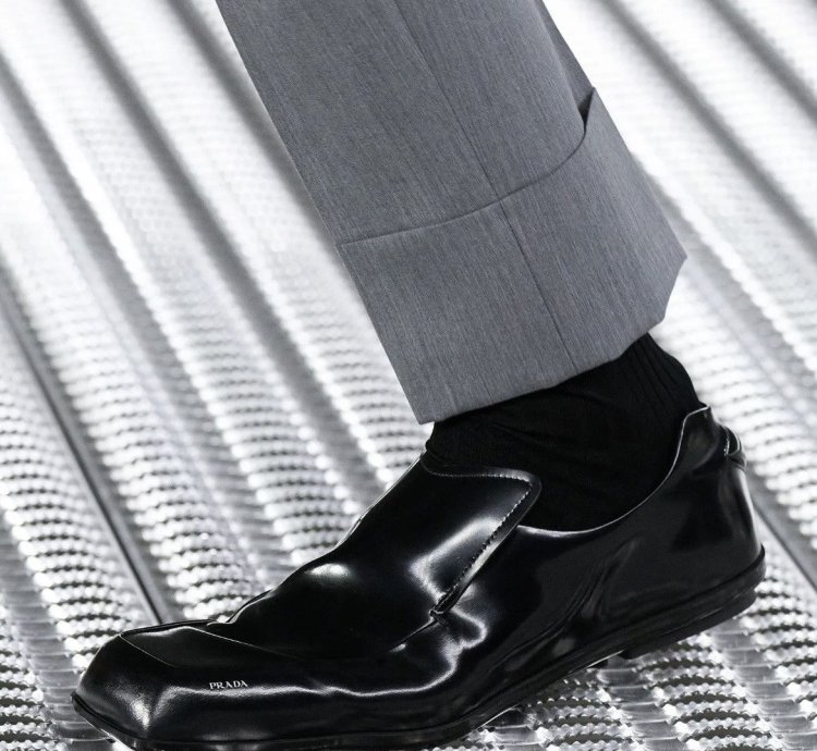 Prada Ss24 Razor Runway Loafer - Raf Simons