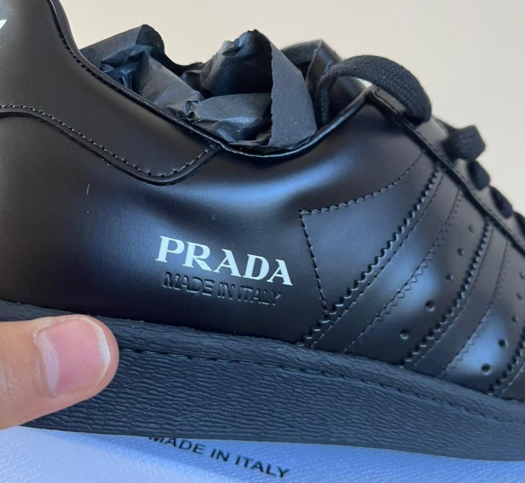 Prada Superstar Low Top In Black
