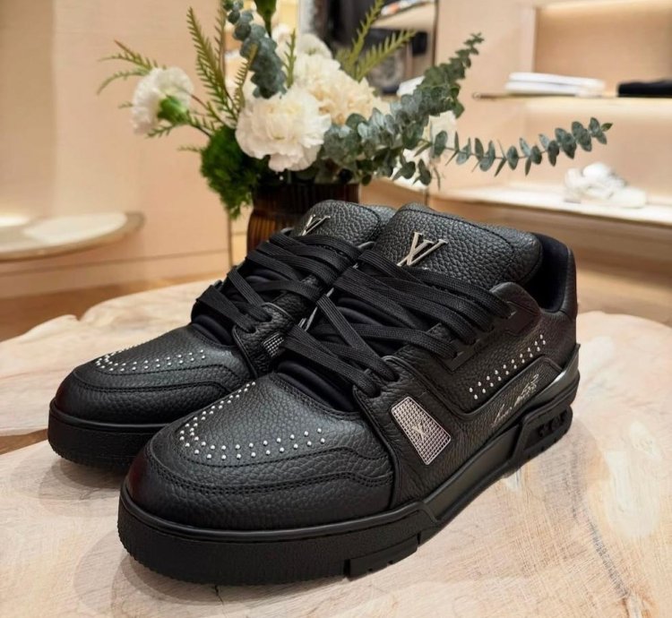 Lv Trainer Black Calf Leather