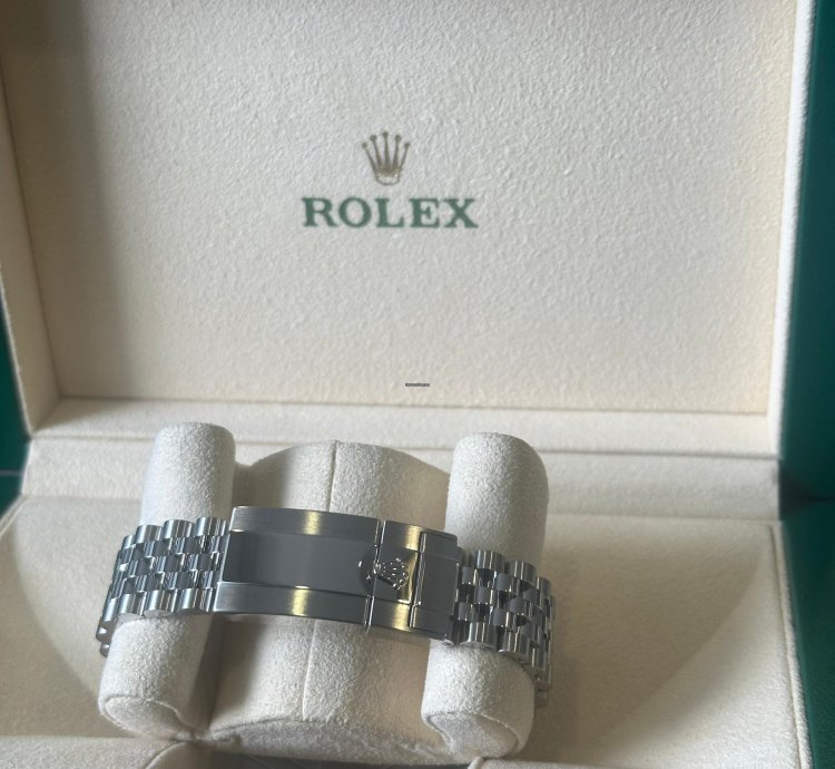 Rolex Gmt-master Ii Pepsi Jubilee 126710blro 2022
