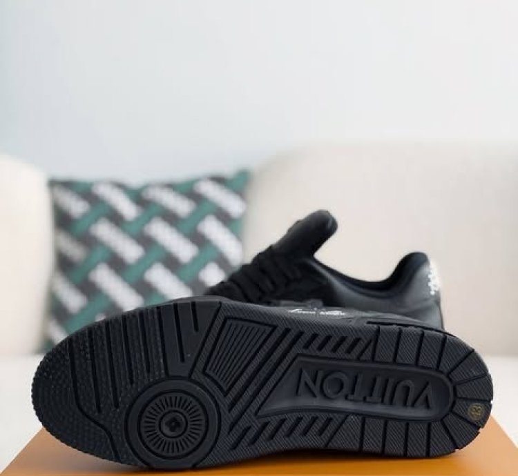 Lv Trainer Black Calf Leather