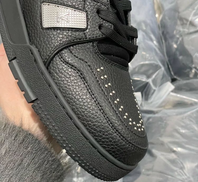 Lv Trainer Black Calf Leather