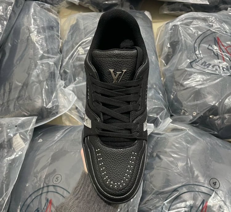 Lv Trainer Black Calf Leather