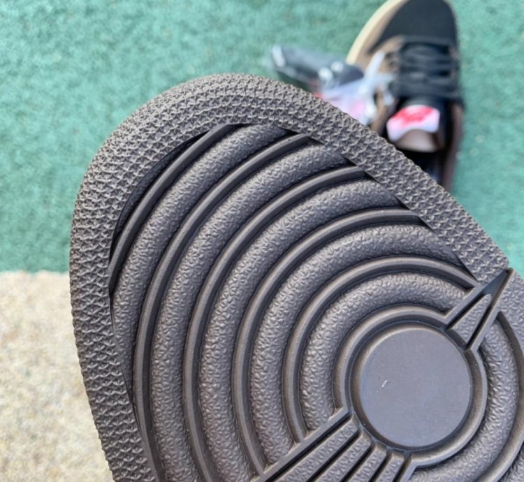 Air Jordan 1 Retro Low Og Sp Travis Scott Mocha