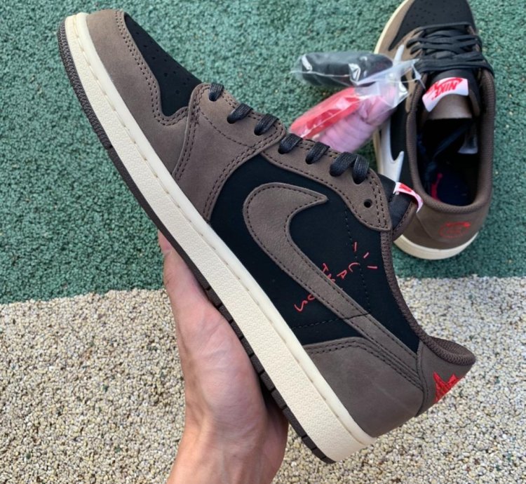 Air Jordan 1 Retro Low Og Sp Travis Scott Mocha