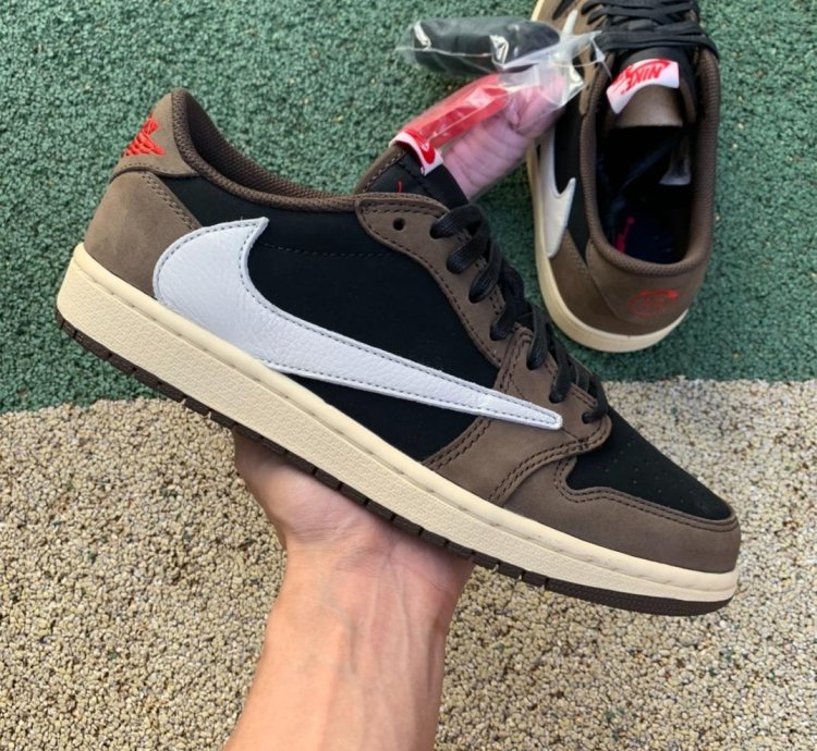Air Jordan 1 Retro Low Og Sp Travis Scott Mocha