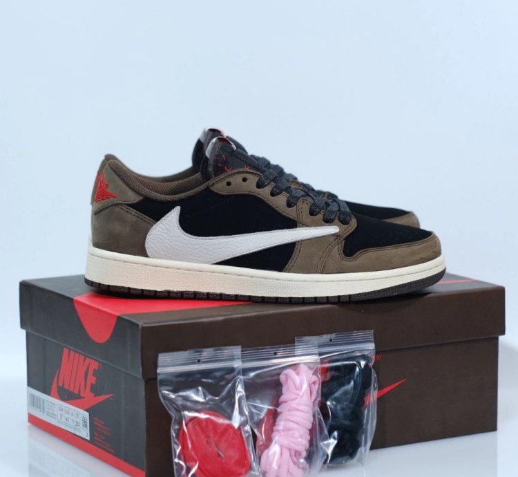 Air Jordan 1 Retro Low Og Sp Travis Scott Mocha