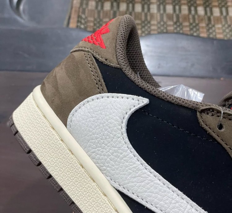 Air Jordan 1 Retro Low Og Sp Travis Scott Mocha