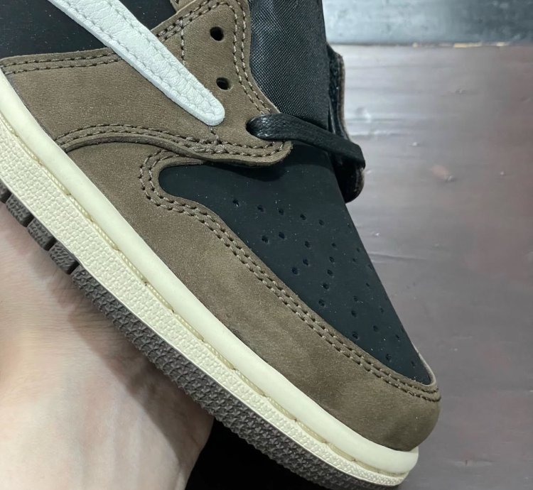 Air Jordan 1 Retro Low Og Sp Travis Scott Mocha