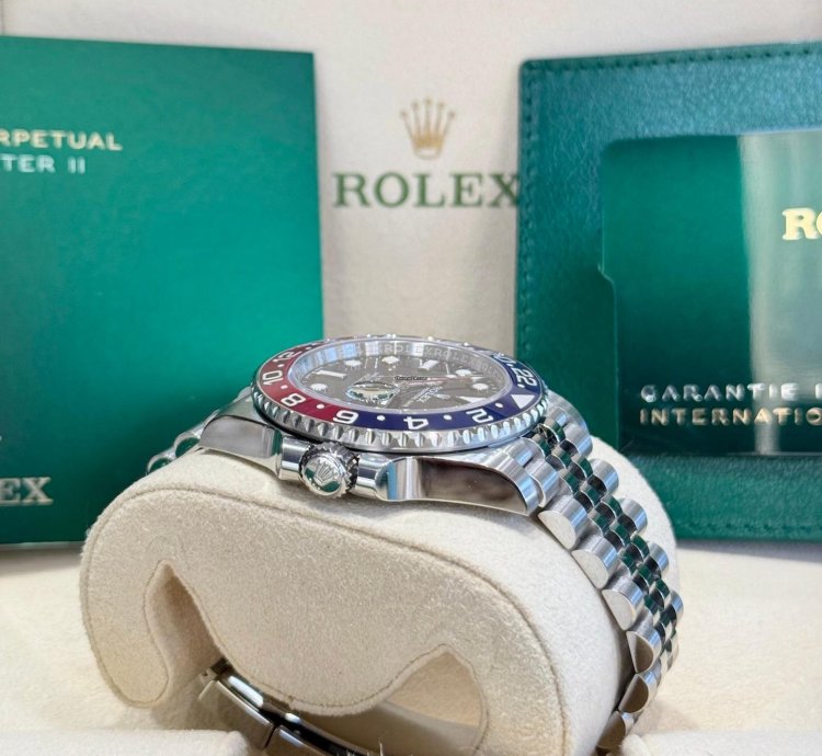 Rolex Gmt-master Ii Pepsi Stainless Steel Jubilee 2024