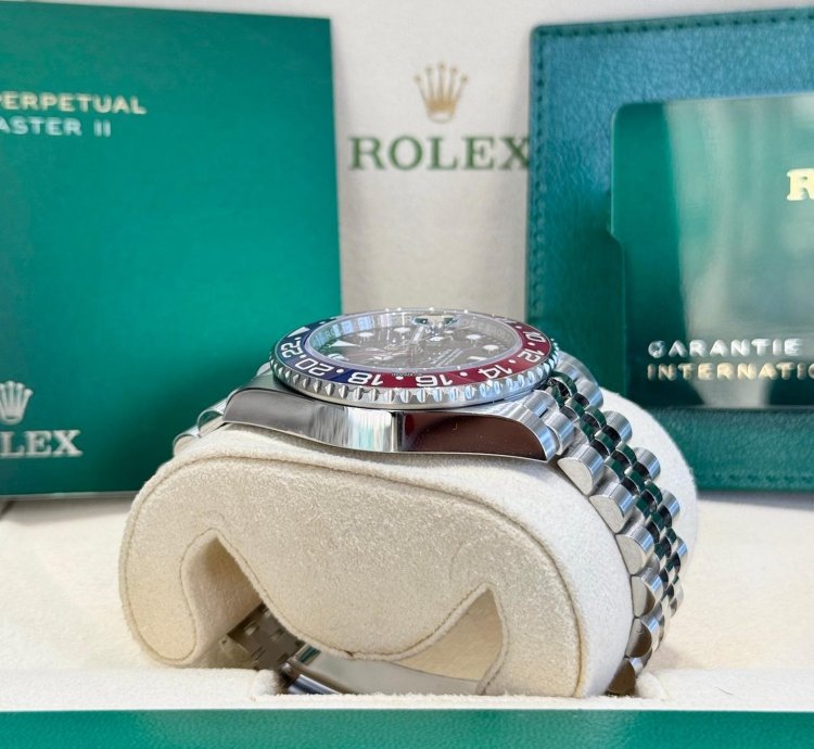 Rolex Gmt-master Ii Pepsi Stainless Steel Jubilee 2024