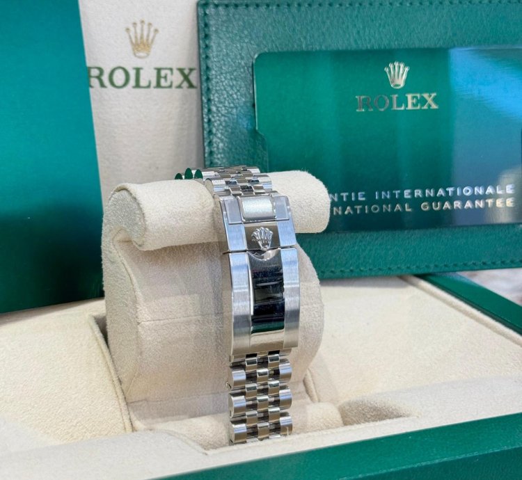 Rolex Gmt-master Ii Pepsi Stainless Steel Jubilee 2024