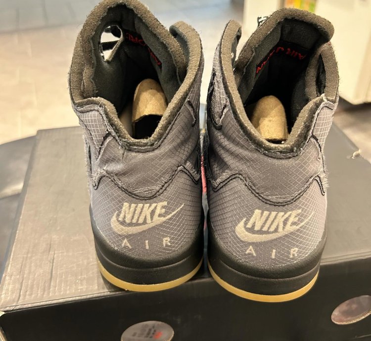 Air Jordan 5 Retro Off-white Muslin