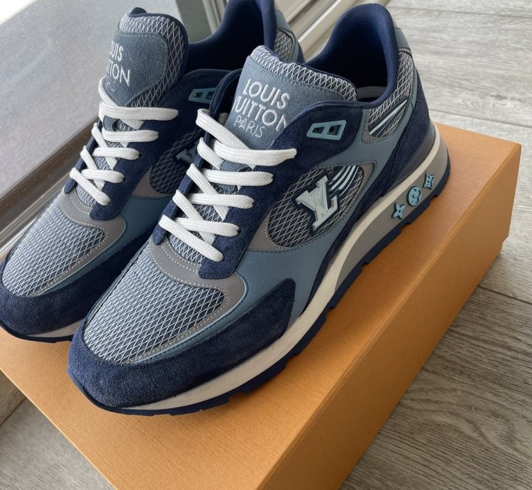 Rare Blue Lv Snakers