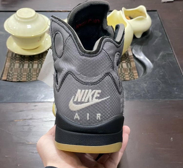 Air Jordan 5 Retro Off-white Muslin
