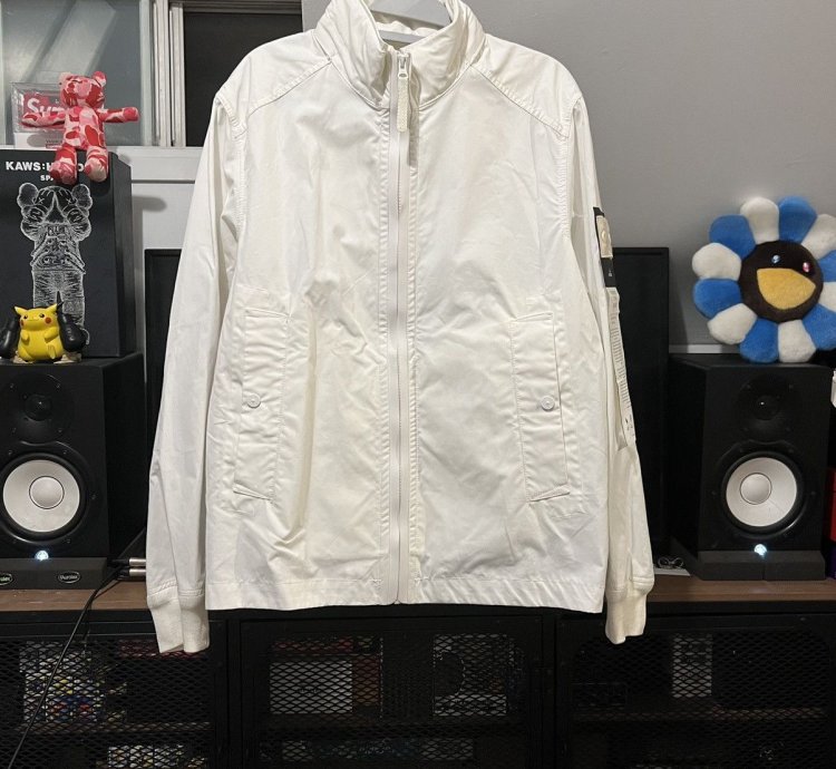 Stone Island Weather Proof Ghost Piece 42910 Size Medium