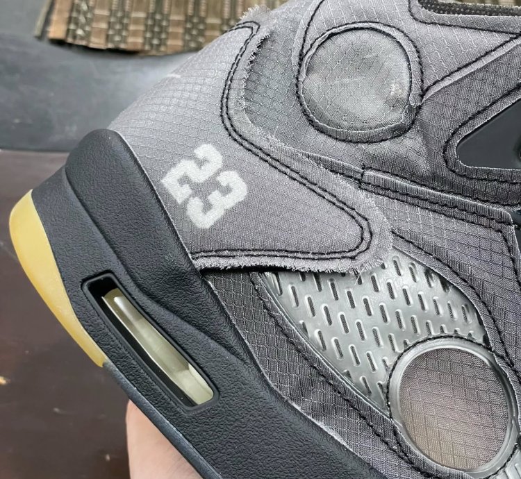Air Jordan 5 Retro Off-white Muslin