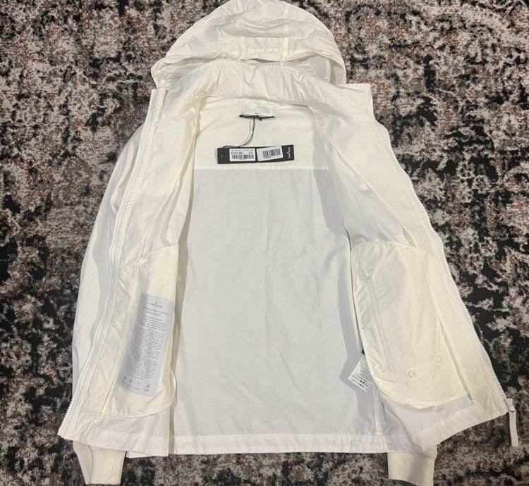 Stone Island Weather Proof Ghost Piece 42910 Size Medium