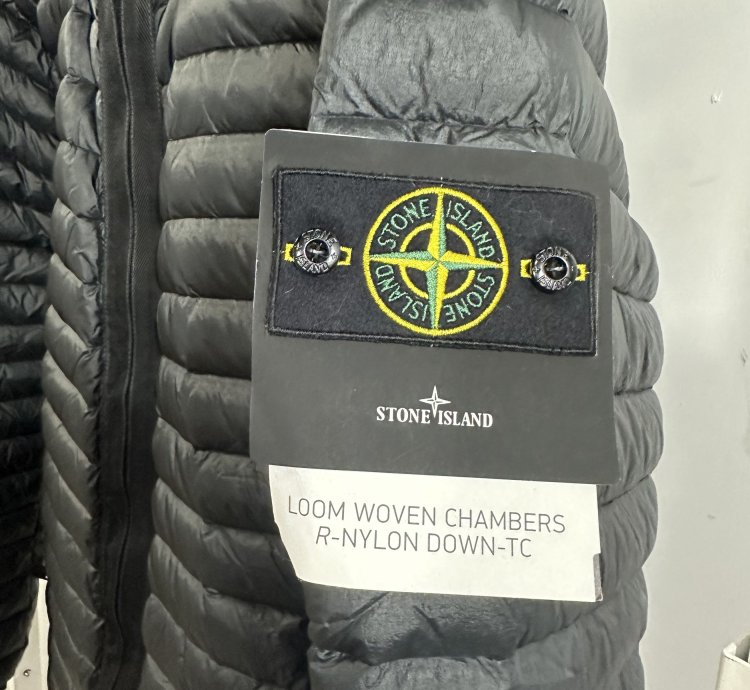 Stone Island Zip-up Puffer Jacket Black