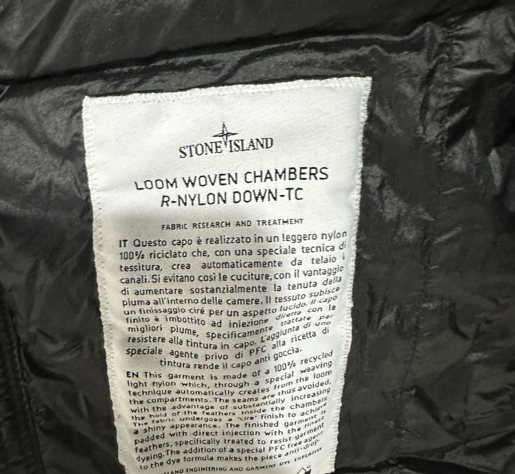 Stone Island Zip-up Puffer Jacket Black