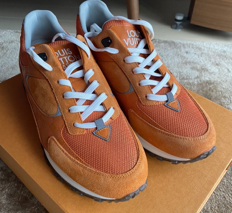 Run Away Orange