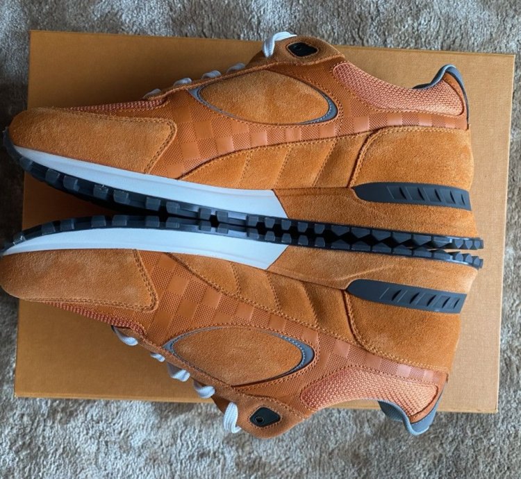 Run Away Orange