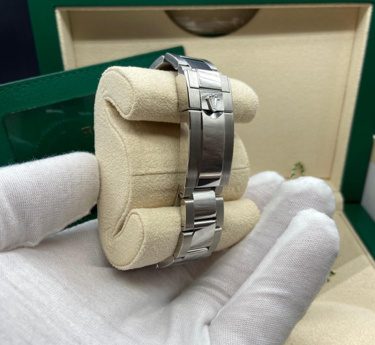 Rolex Gmt-master Ii Stainless Steel Pepsi 2024 126710blro