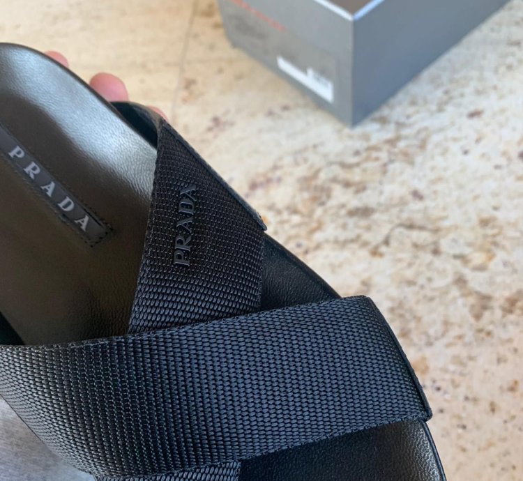 Sandals In Black