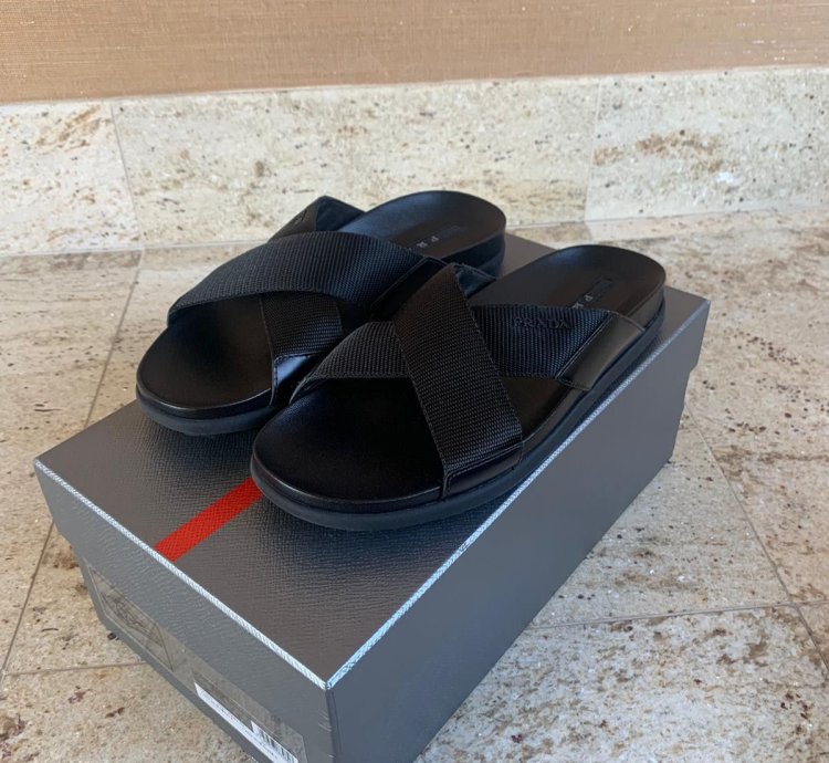 Sandals In Black
