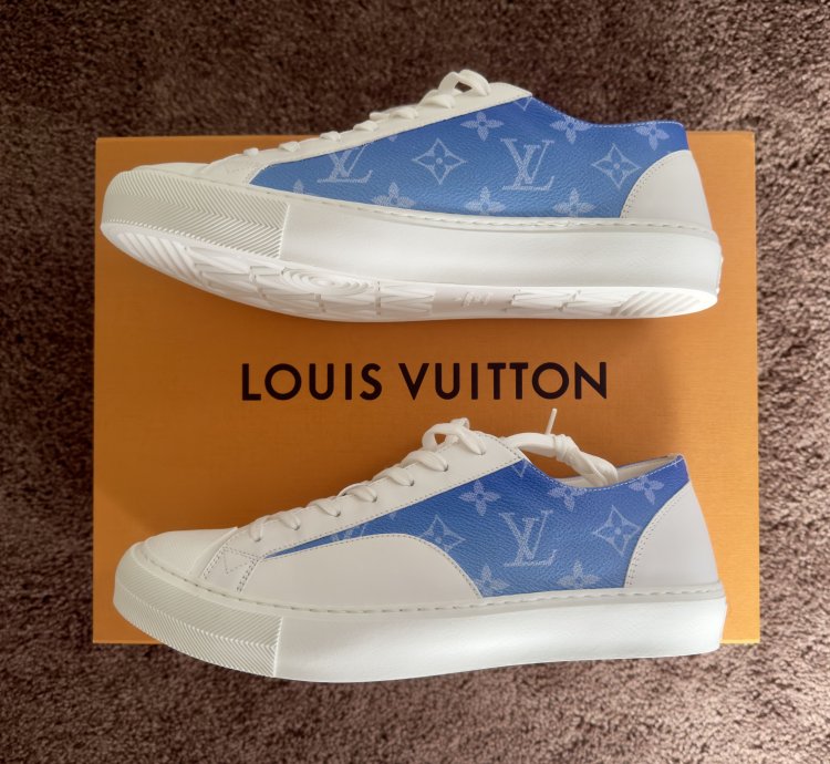 Send Offers - Louis Vuitton Blue Cloud Monogram Sneakers