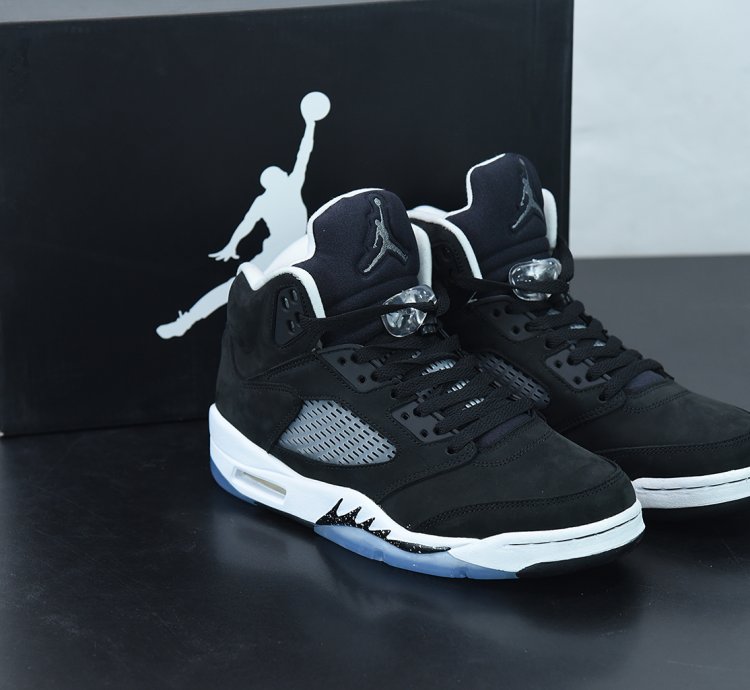 Nike Air Jordan 5 Retro Moonlight