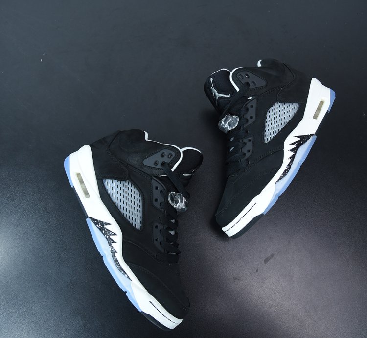 Nike Air Jordan 5 Retro Moonlight