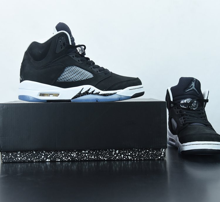 Nike Air Jordan 5 Retro Moonlight
