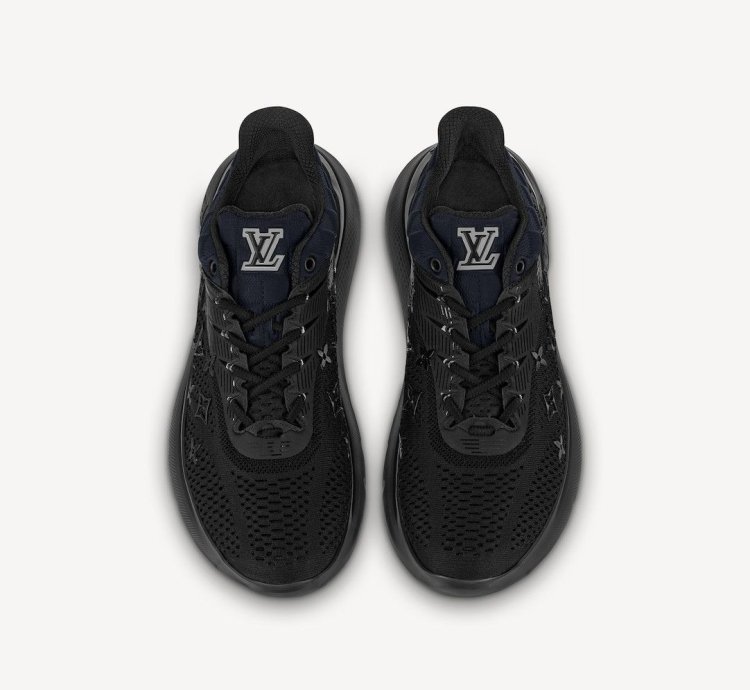 Show Up Sneakers