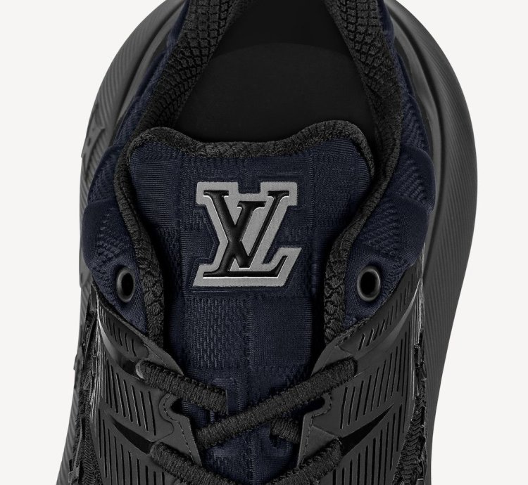 Show Up Sneakers