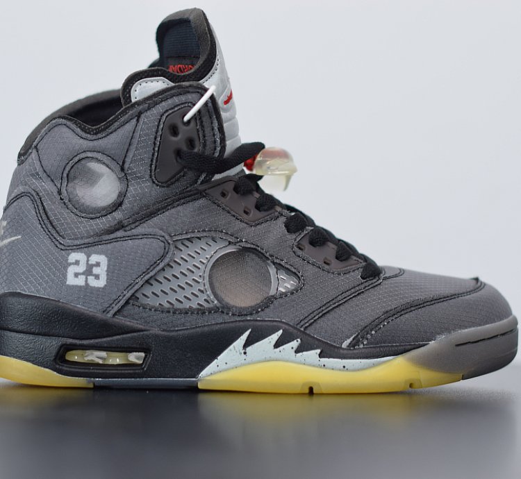 Jordan 5 Retro Off-white Muslin