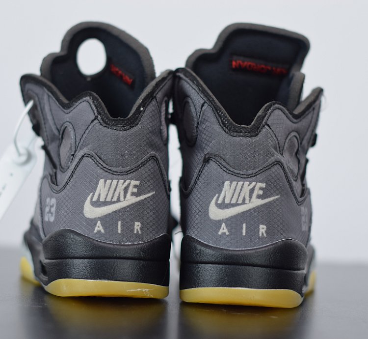 Jordan 5 Retro Off-white Muslin