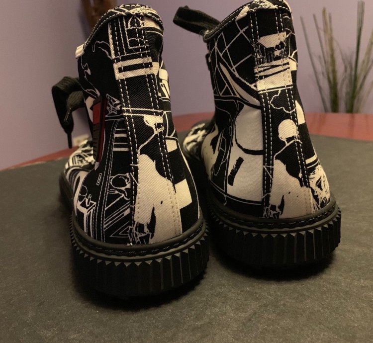 Sneaker High-top Comic Print