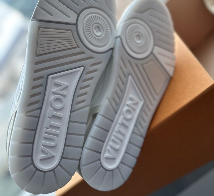 Sneaker Lv Trainer